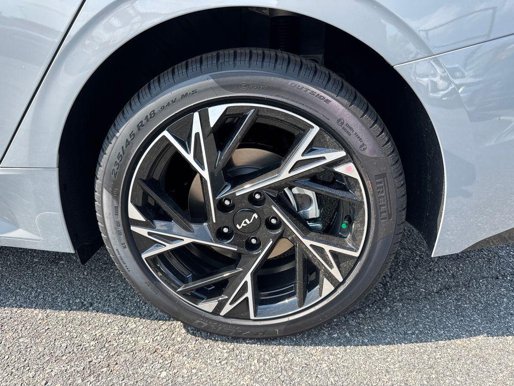new 2026 Kia K5 car