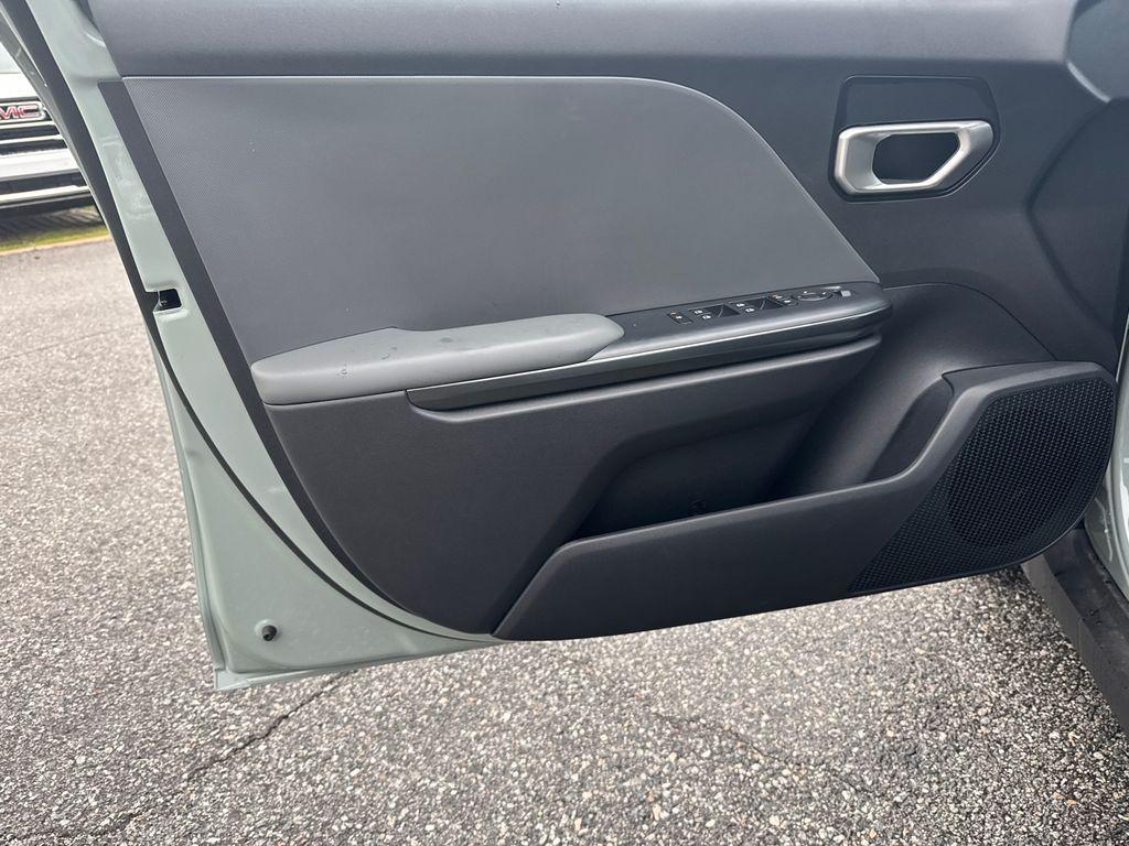 new 2025 Kia K4 car, priced at $23,399