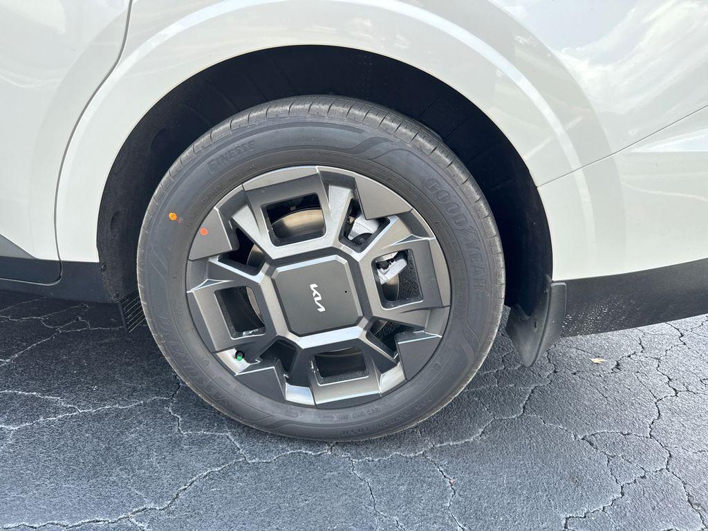 new 2026 Kia Carnival Hybrid car