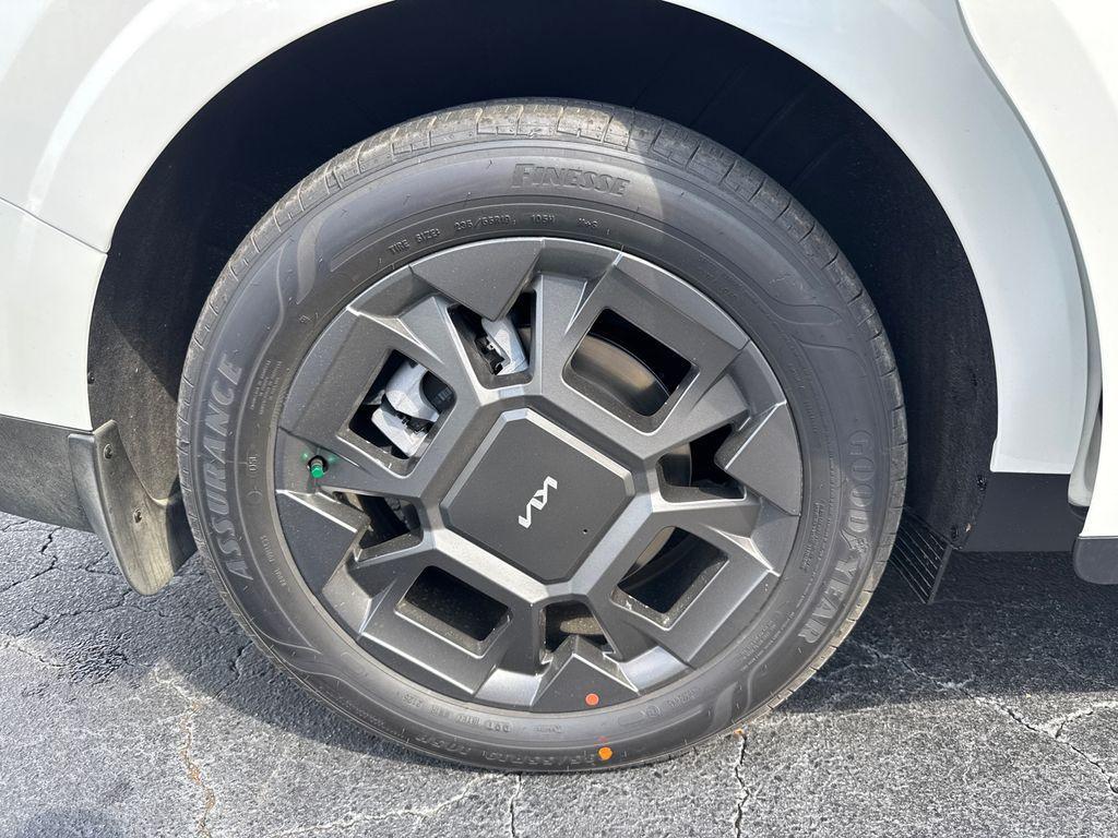 new 2026 Kia Carnival Hybrid car