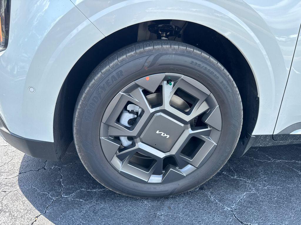 new 2026 Kia Carnival Hybrid car