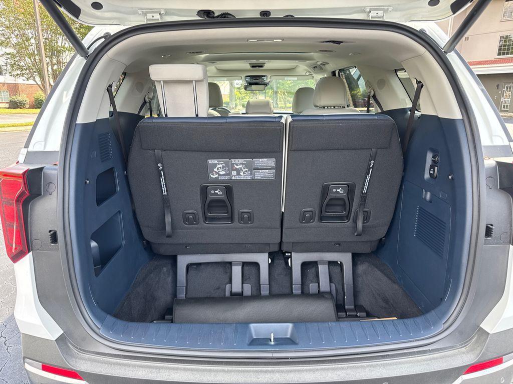 new 2026 Kia Carnival Hybrid car