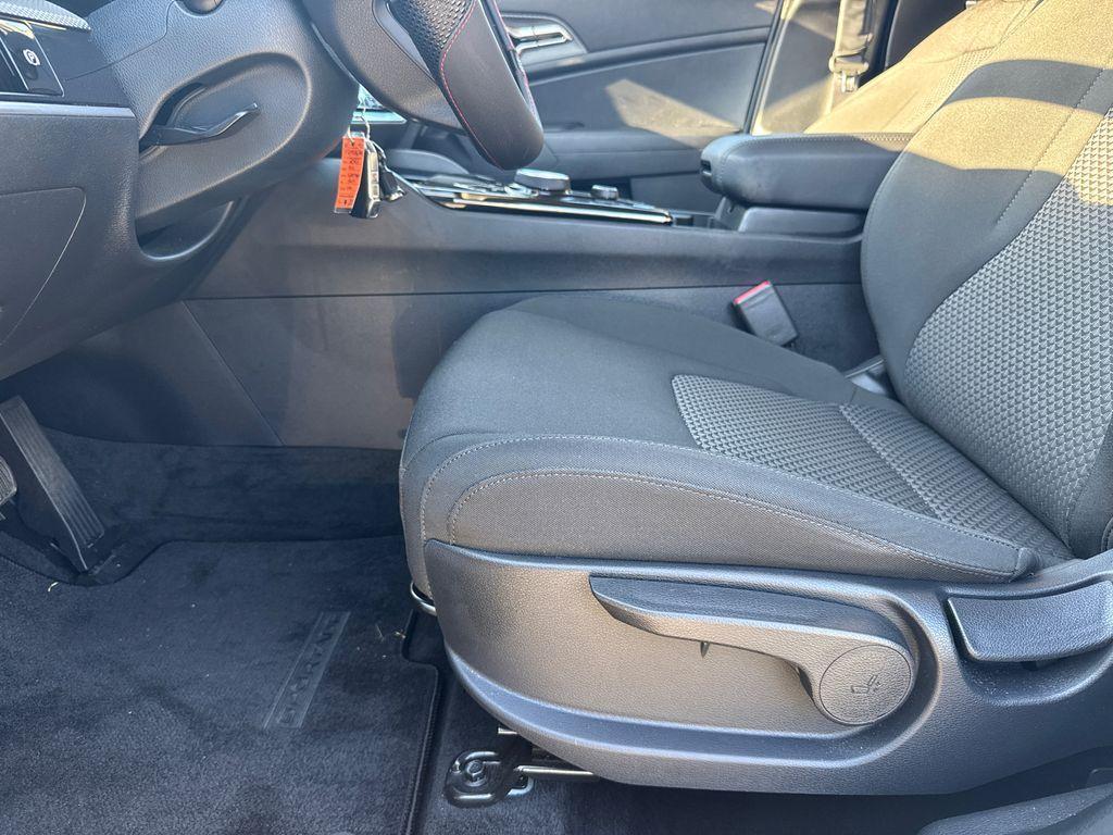 used 2023 Kia Sportage Hybrid car, priced at $23,598