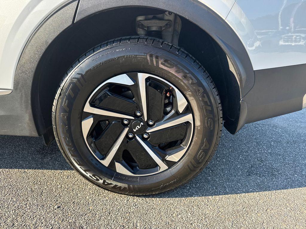 used 2023 Kia Sportage Hybrid car, priced at $23,598