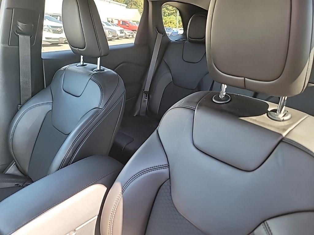 used 2021 Jeep Cherokee car, priced at $20,998