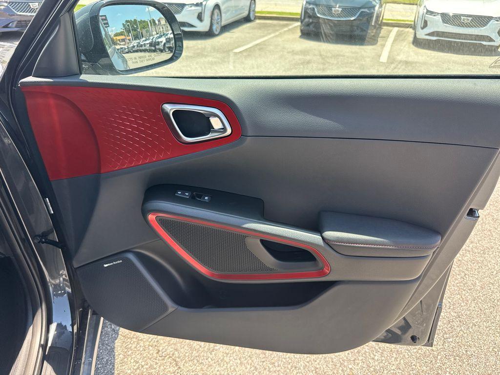 new 2025 Kia Soul car, priced at $26,657