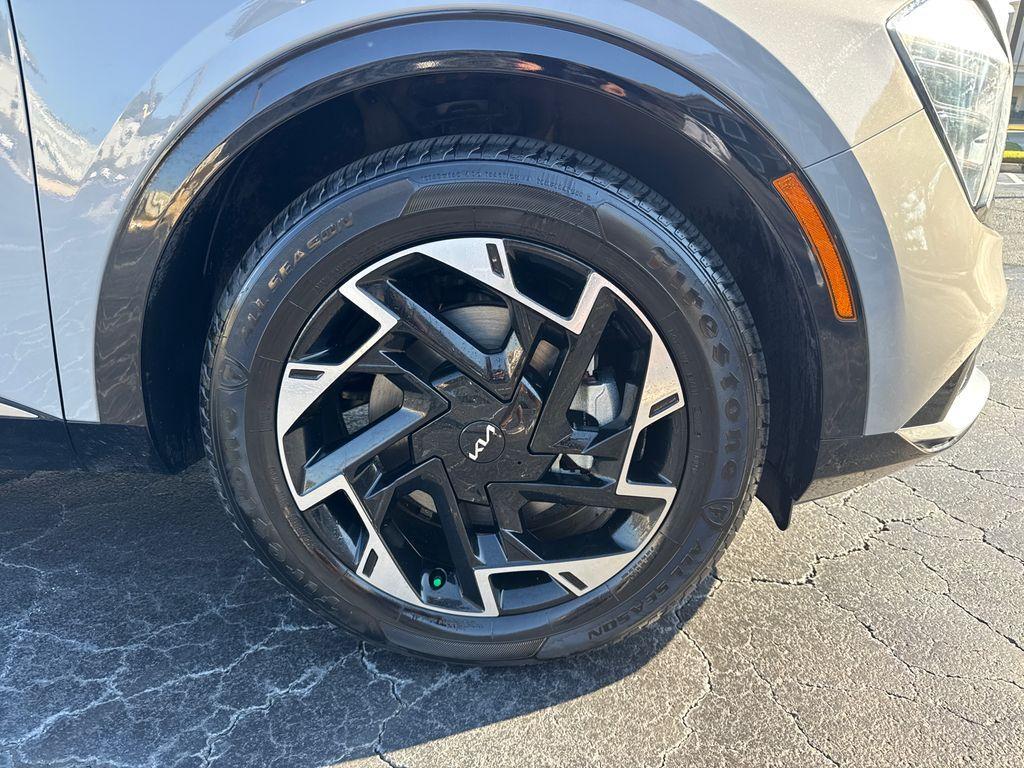 used 2024 Kia Sportage car, priced at $25,898