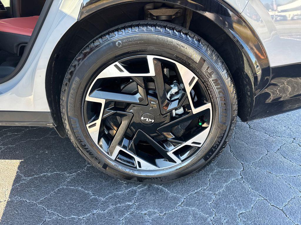 used 2024 Kia Sportage car, priced at $25,898