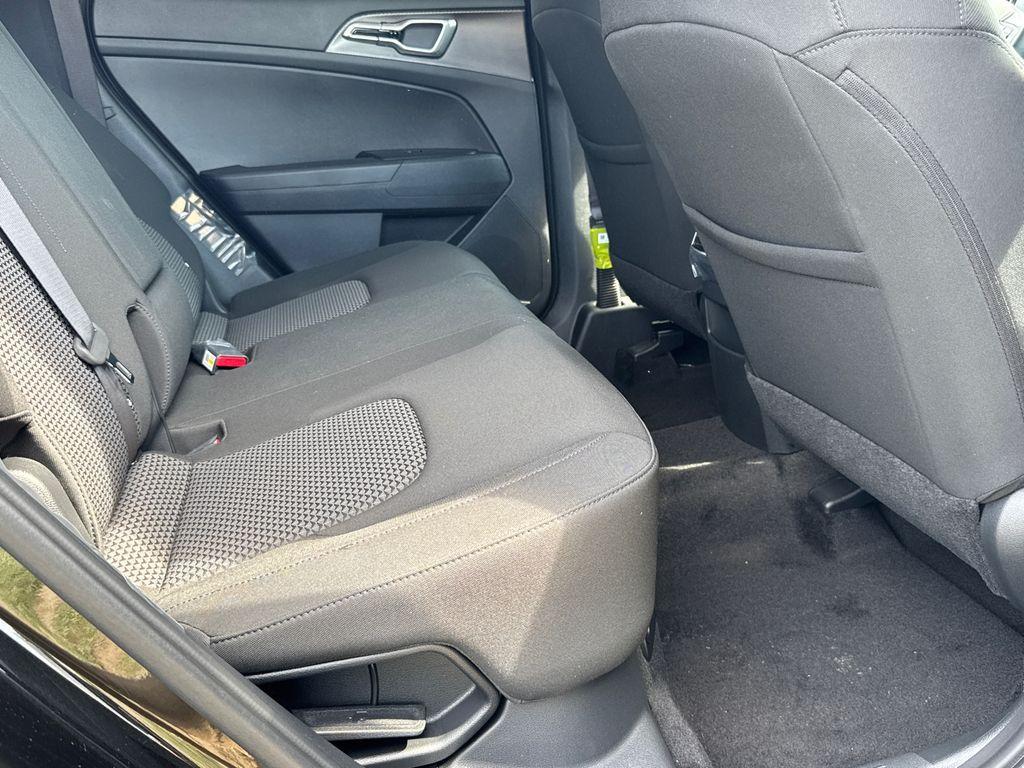 new 2025 Kia Sportage Hybrid car, priced at $29,051