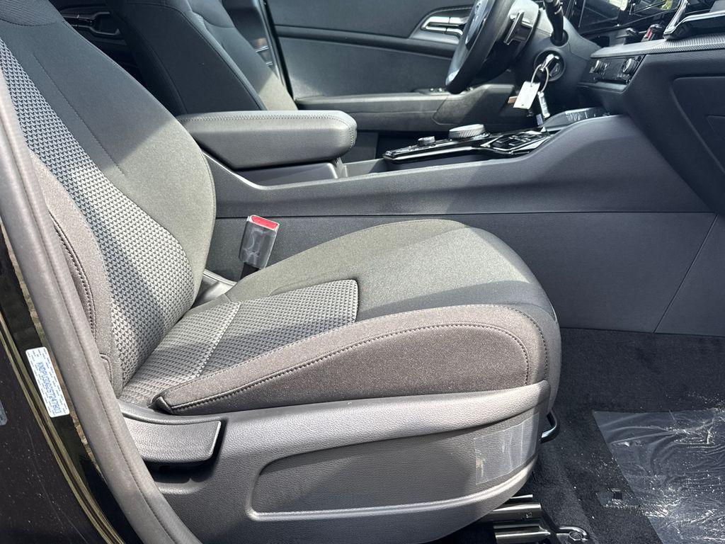 new 2025 Kia Sportage Hybrid car, priced at $29,051
