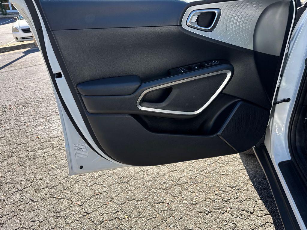 used 2024 Kia Soul car, priced at $15,898