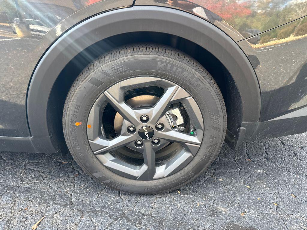 new 2025 Kia K4 car, priced at $23,503