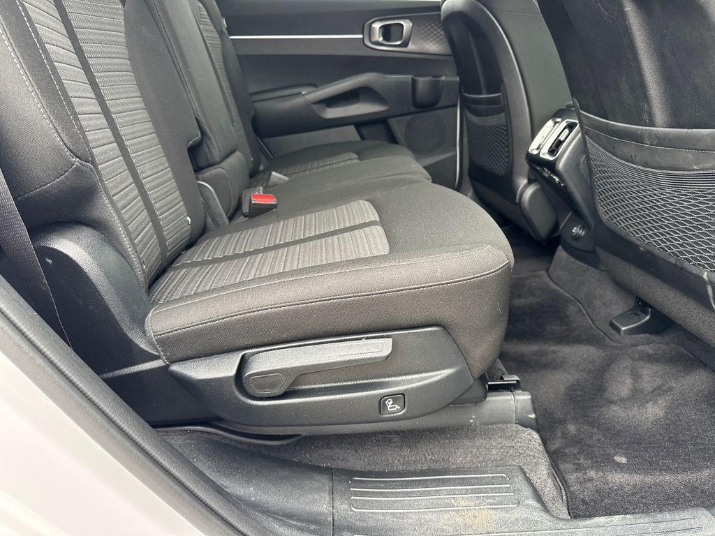 used 2024 Kia Sorento car, priced at $26,798