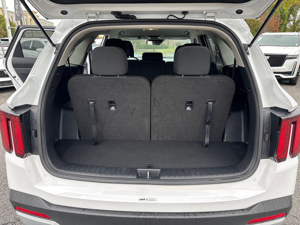 used 2024 Kia Sorento car, priced at $26,798