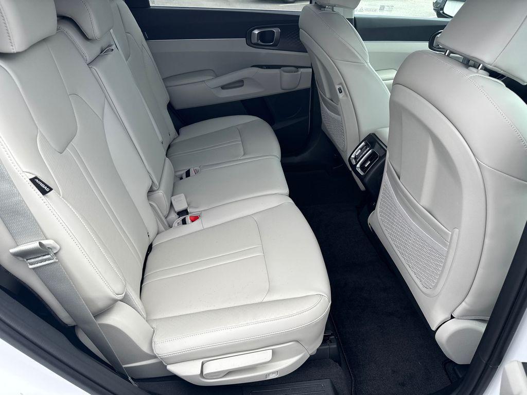 new 2025 Kia Sorento car, priced at $36,585