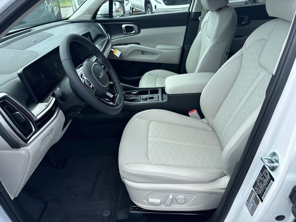 new 2025 Kia Sorento car, priced at $36,585