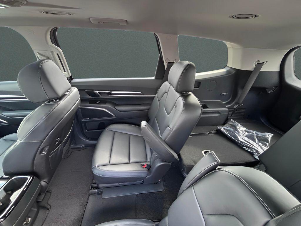 new 2025 Kia Telluride car, priced at $38,732
