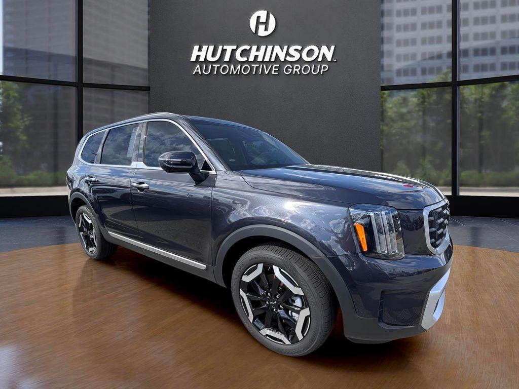 new 2025 Kia Telluride car, priced at $38,732