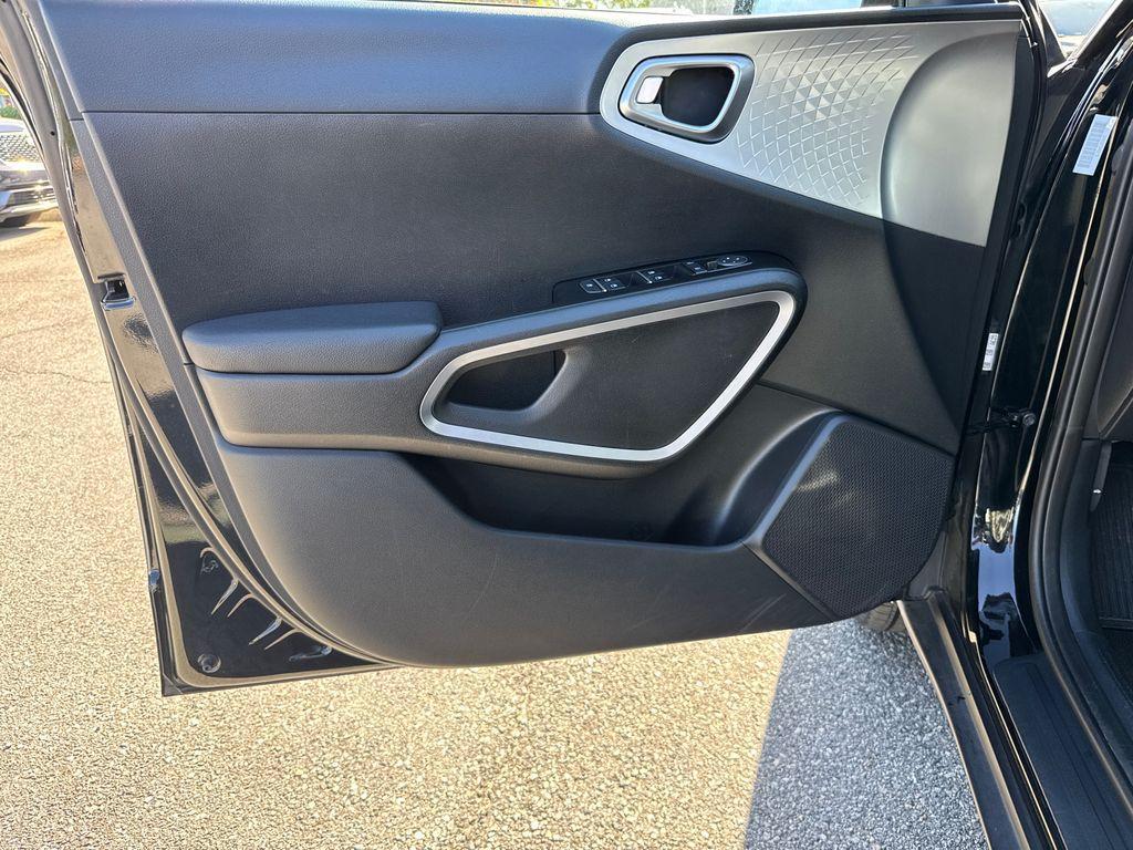 used 2024 Kia Soul car, priced at $16,798