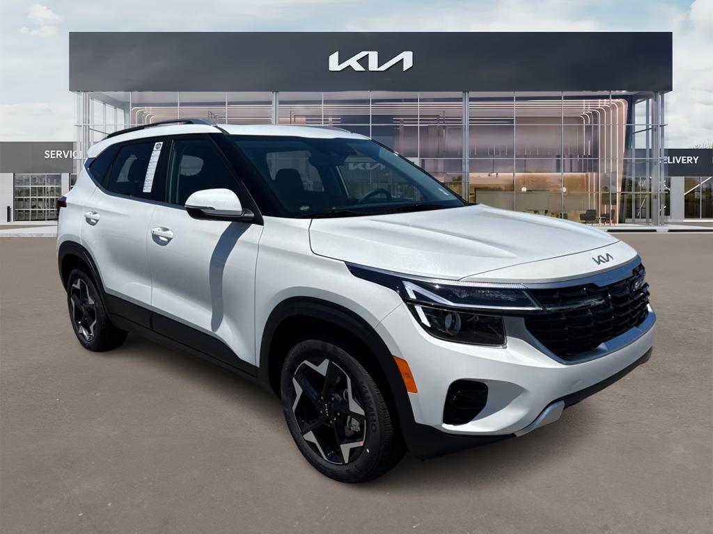 new 2025 Kia Seltos car, priced at $27,878