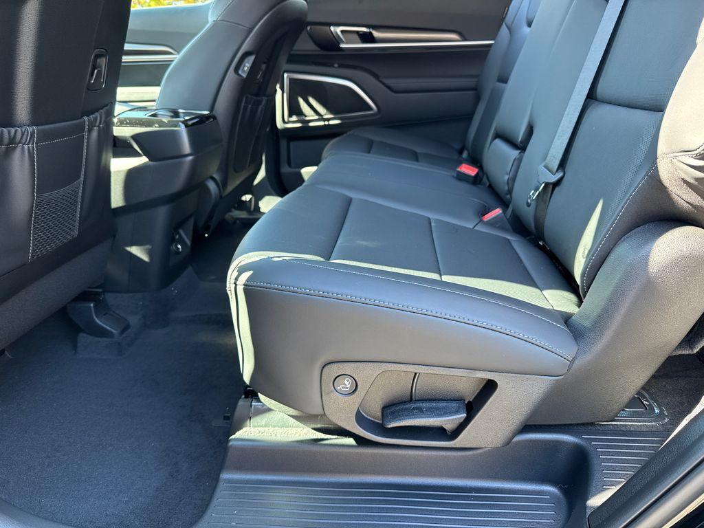 new 2025 Kia Telluride car, priced at $37,739