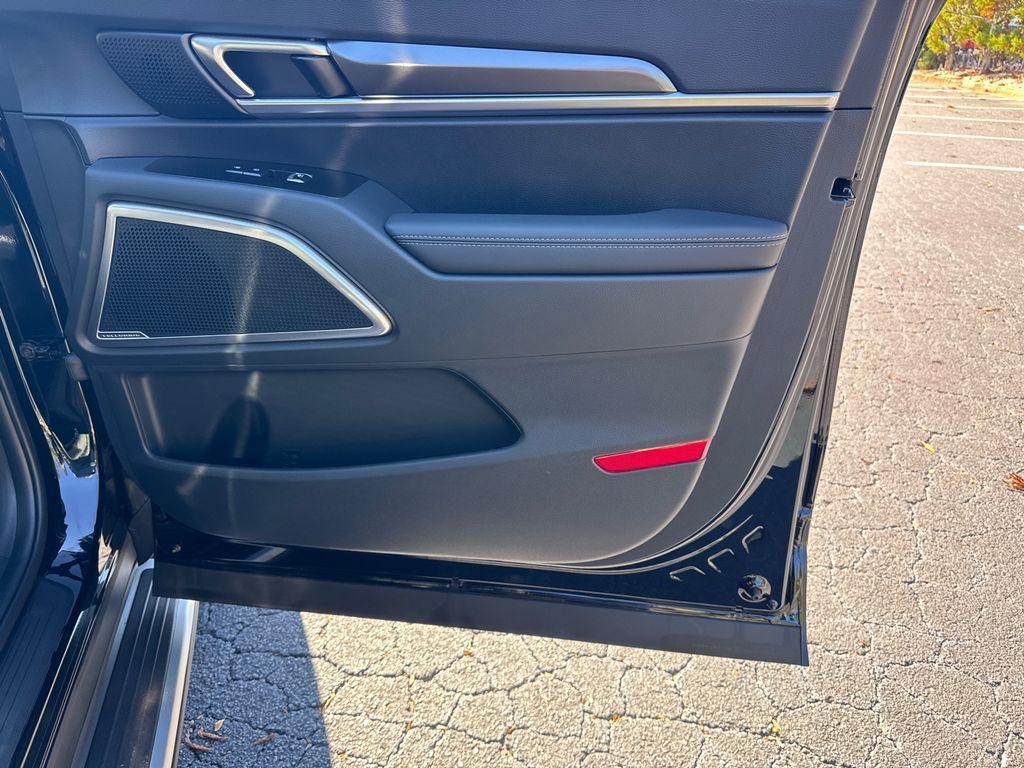 new 2025 Kia Telluride car, priced at $37,739