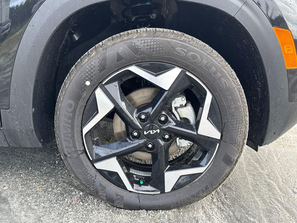 new 2025 Kia Seltos car, priced at $26,301