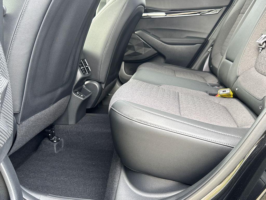 new 2025 Kia Seltos car, priced at $26,301