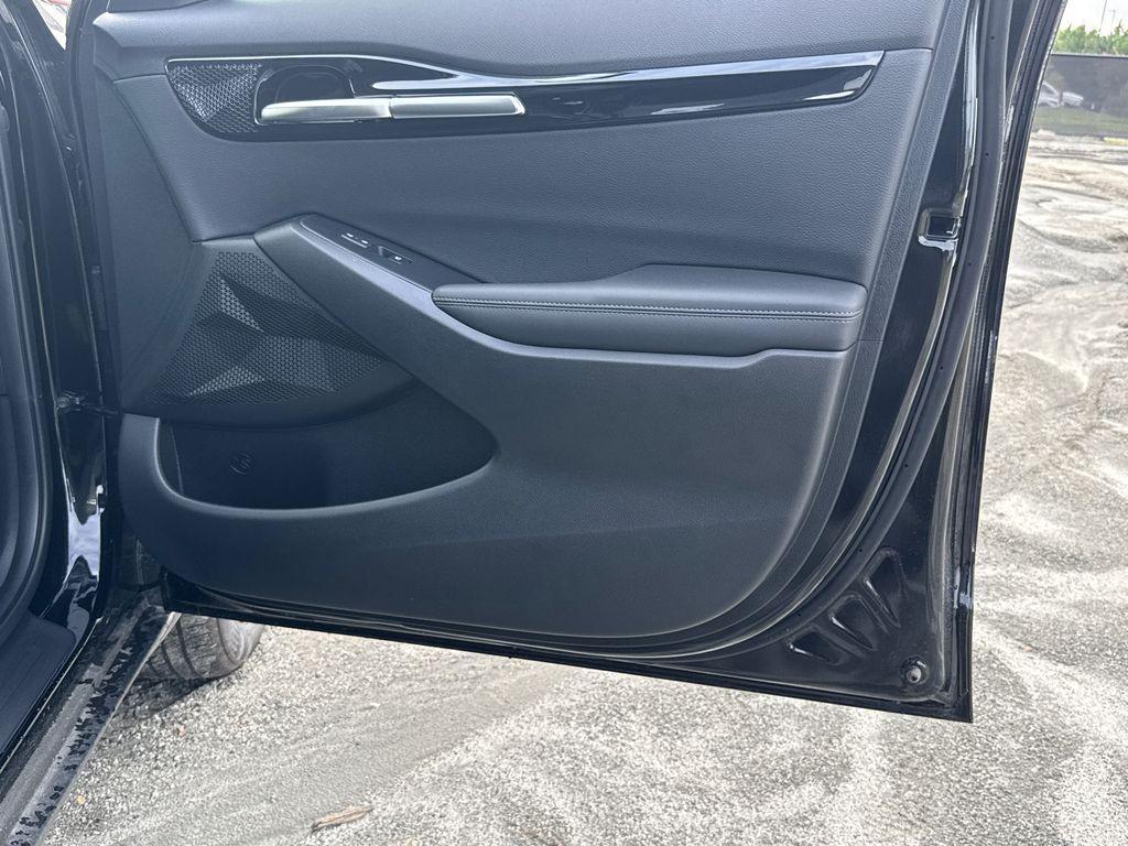 new 2025 Kia Seltos car, priced at $26,301