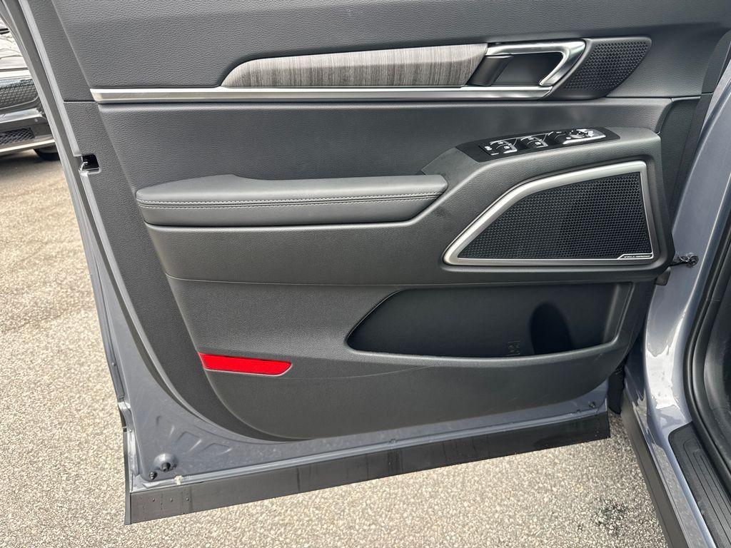 new 2025 Kia Telluride car, priced at $42,741