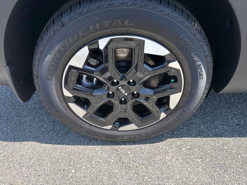 new 2025 Kia Sorento car, priced at $36,181