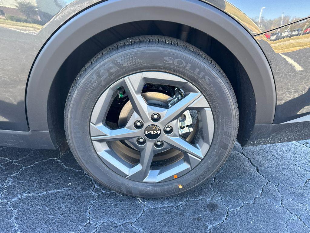 new 2025 Kia K4 car, priced at $23,156