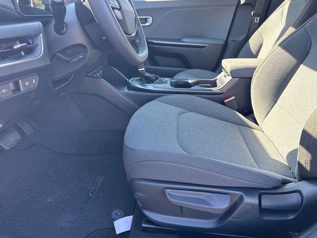 new 2025 Kia K4 car, priced at $23,156