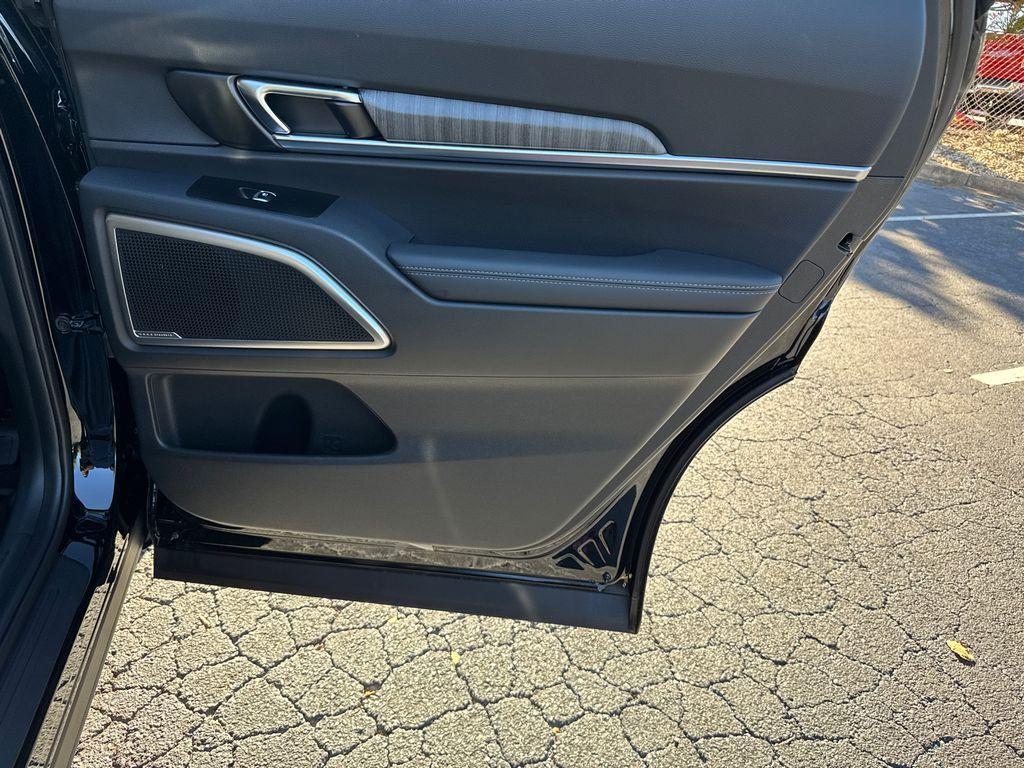 new 2025 Kia Telluride car, priced at $42,323