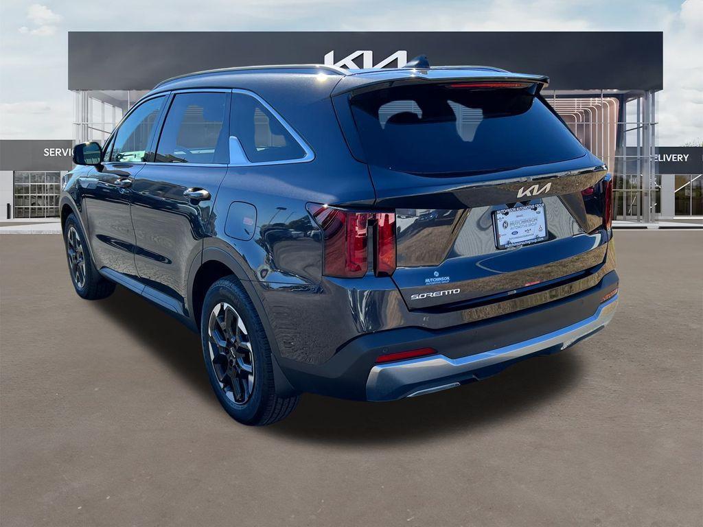 used 2025 Kia Sorento car, priced at $34,898