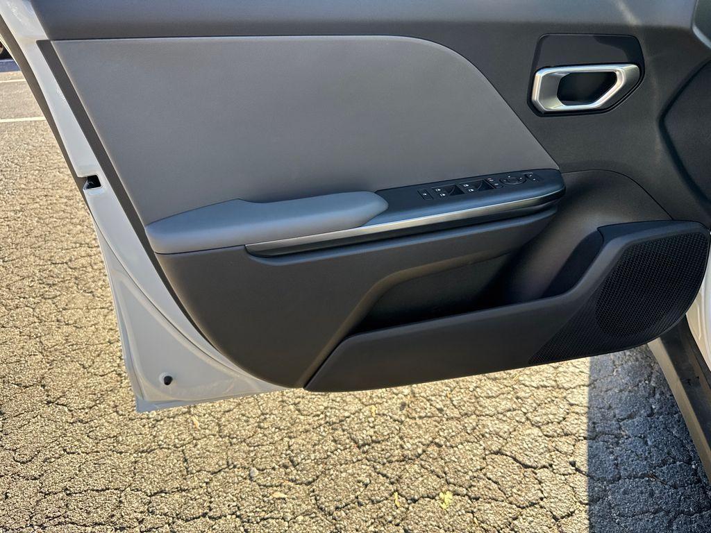 new 2025 Kia K4 car, priced at $23,878