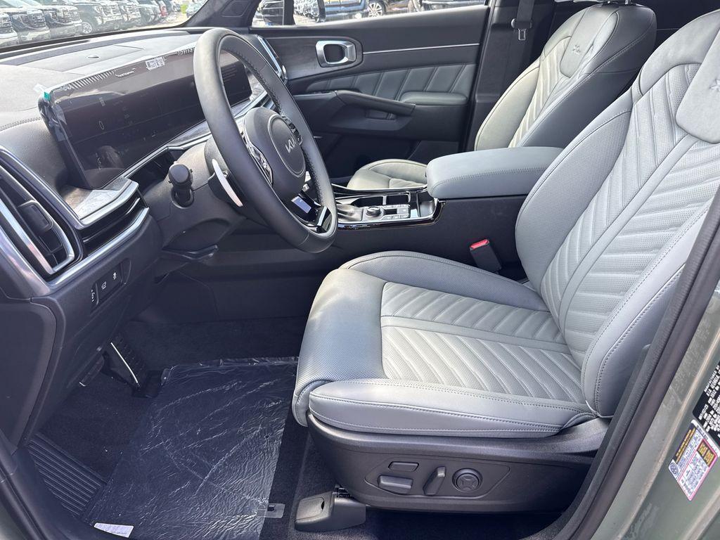 new 2025 Kia Sorento car, priced at $46,213