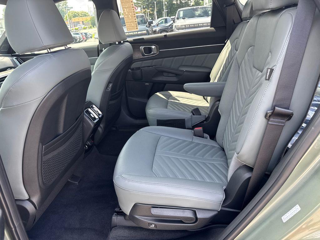 new 2025 Kia Sorento car, priced at $46,213