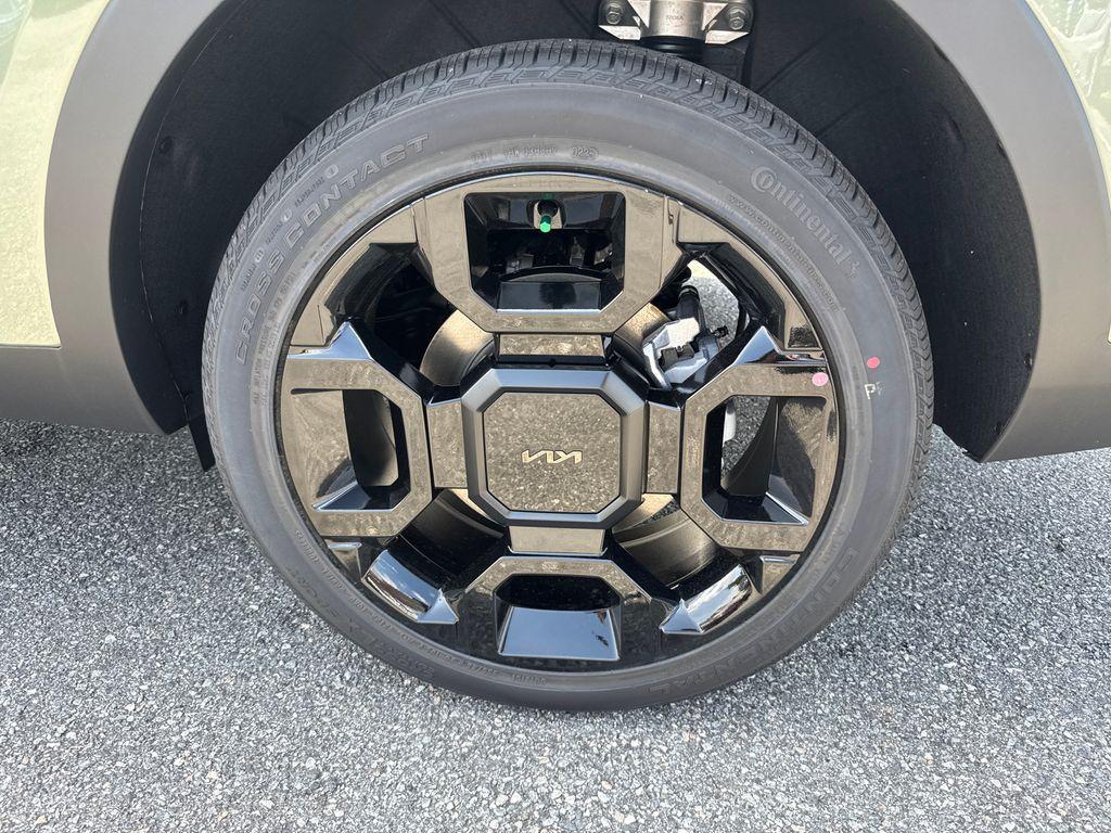 new 2025 Kia Sorento car, priced at $46,213