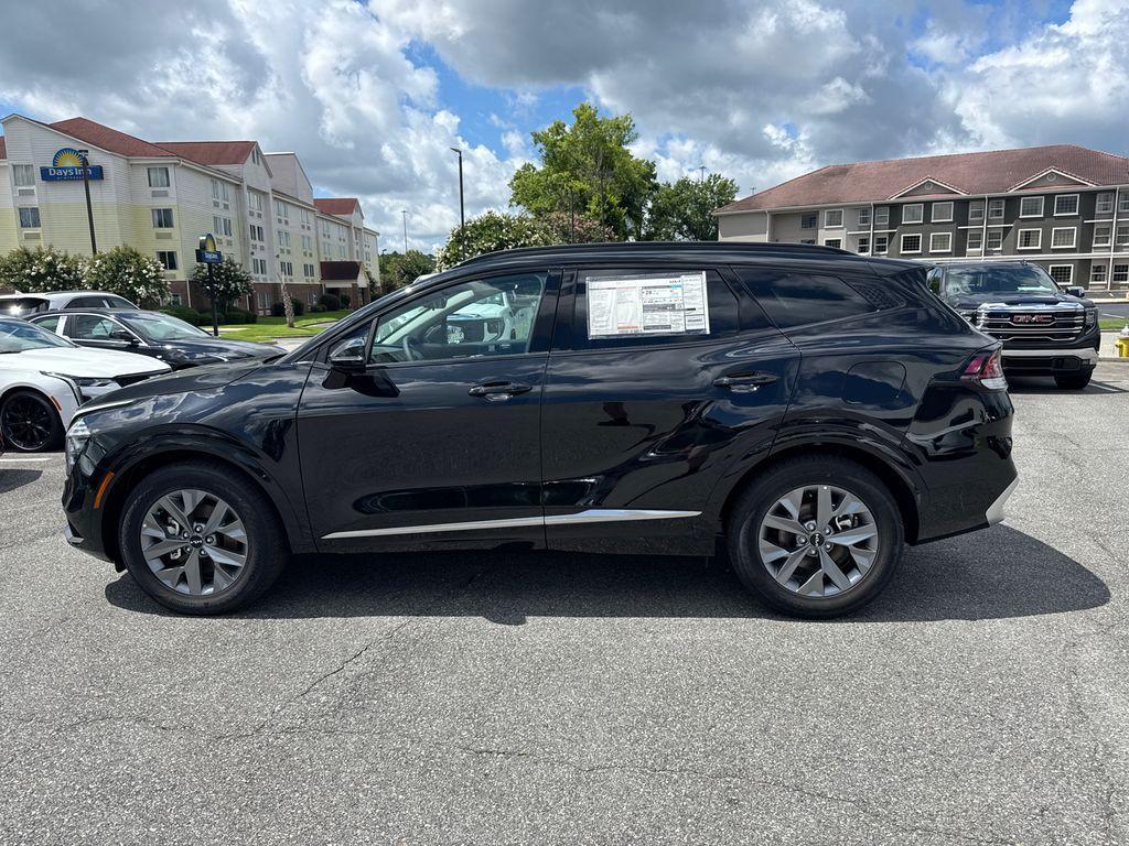 new 2025 Kia Sportage car, priced at $32,832