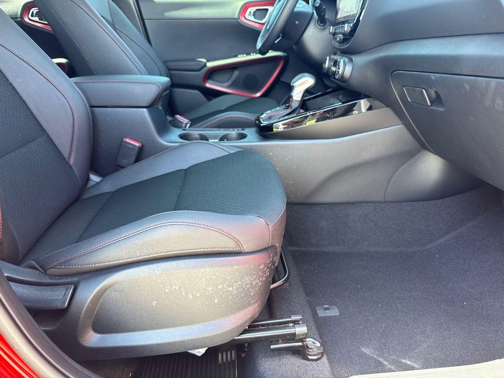 used 2025 Kia Soul car, priced at $24,898