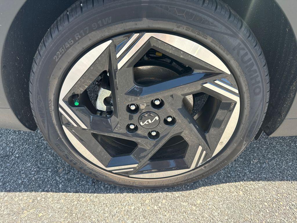 new 2025 Kia K4 car, priced at $24,073