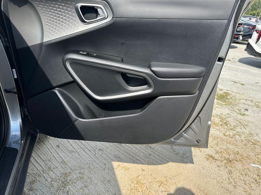new 2025 Kia Soul car, priced at $23,532