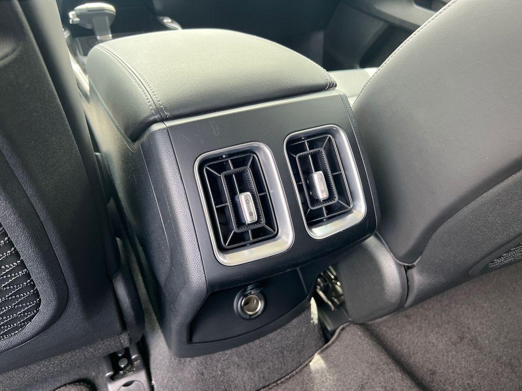 new 2025 Kia Sorento car, priced at $36,409