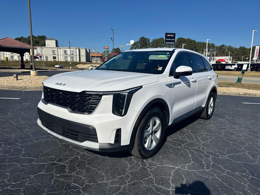 used 2024 Kia Sorento car, priced at $25,898
