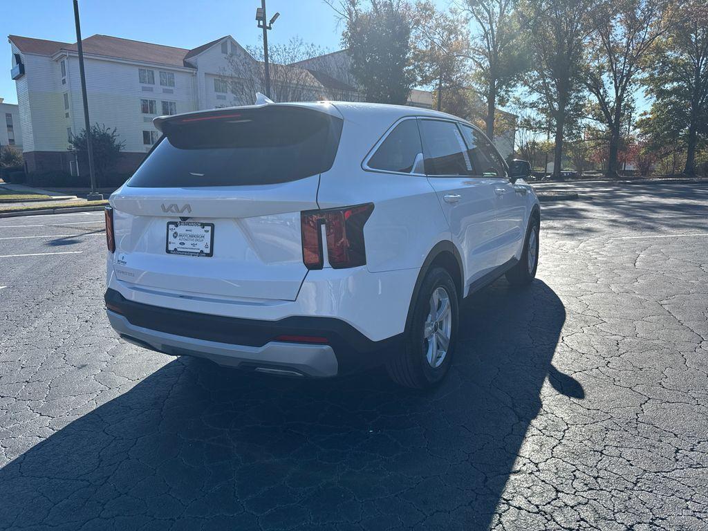 used 2024 Kia Sorento car, priced at $25,898
