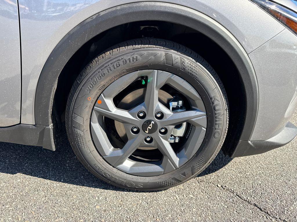 new 2025 Kia K4 car, priced at $23,503