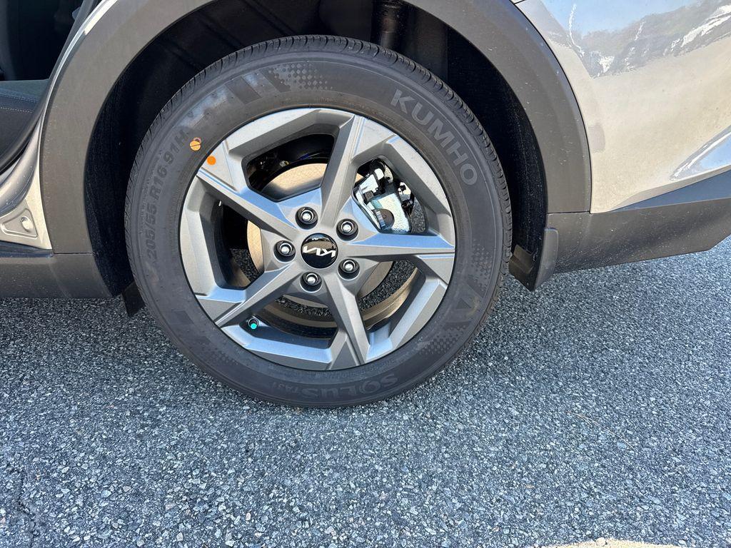 new 2025 Kia K4 car, priced at $23,503