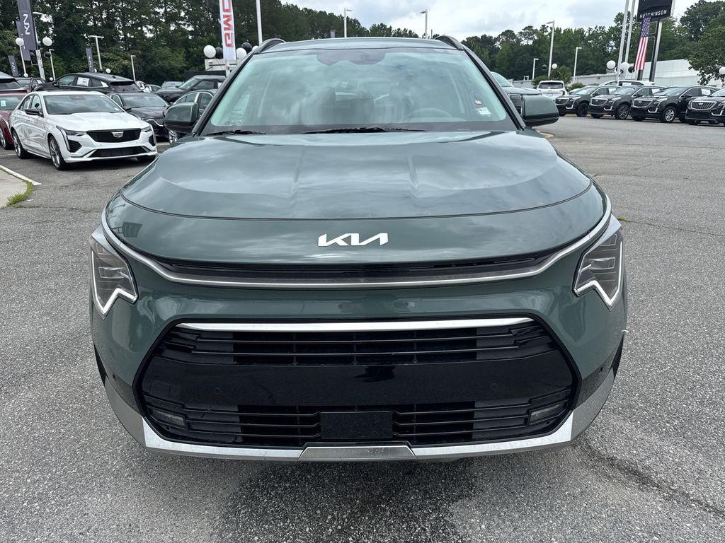new 2025 Kia Niro car, priced at $35,692