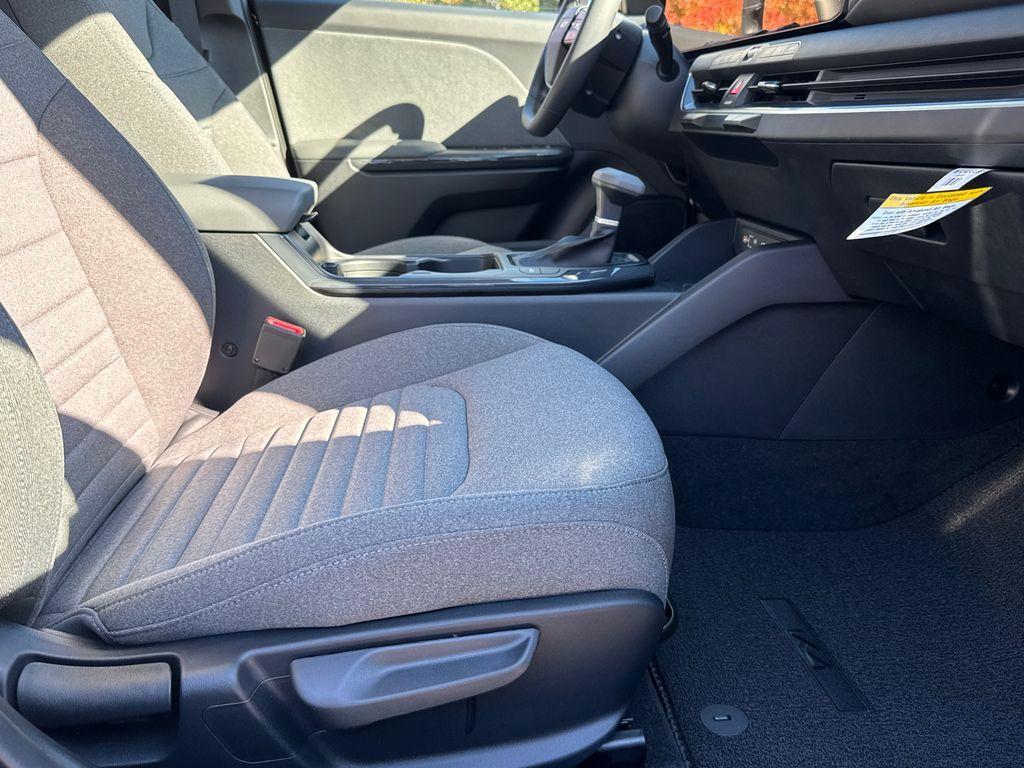 new 2025 Kia K4 car, priced at $24,453